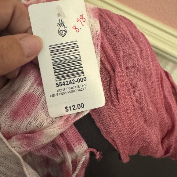 2 Scarfs one big enough to use as a swim wrap! - Picture 9 of 9